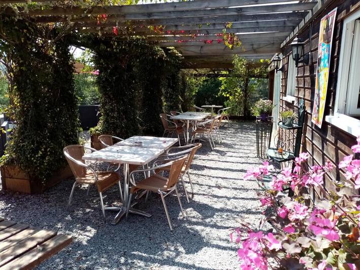 Tente pour 5 personnes, avec jardin et piscine dans la Creuse - 4
