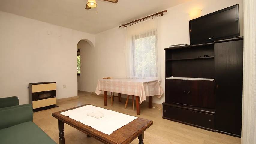 Ferienwohnung für 7 Personen, mit Terrasse auf Cres - 4