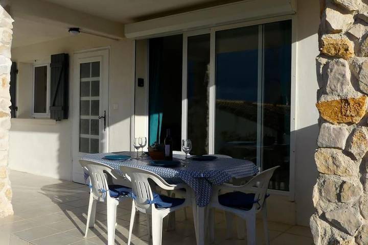 Gîte pour 6 personnes, avec terrasse à Gignac - 4