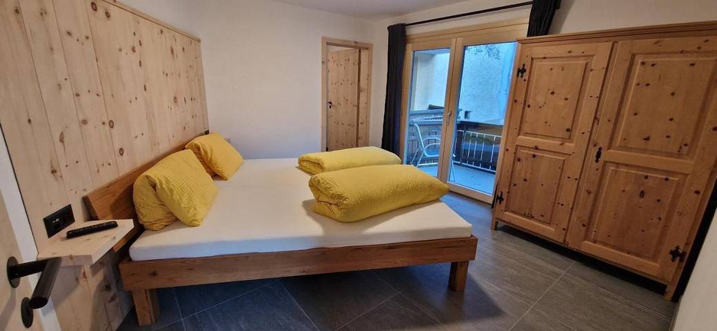B&B für 2 Personen, mit Terrasse und Garten sowie Ausblick im Engadin