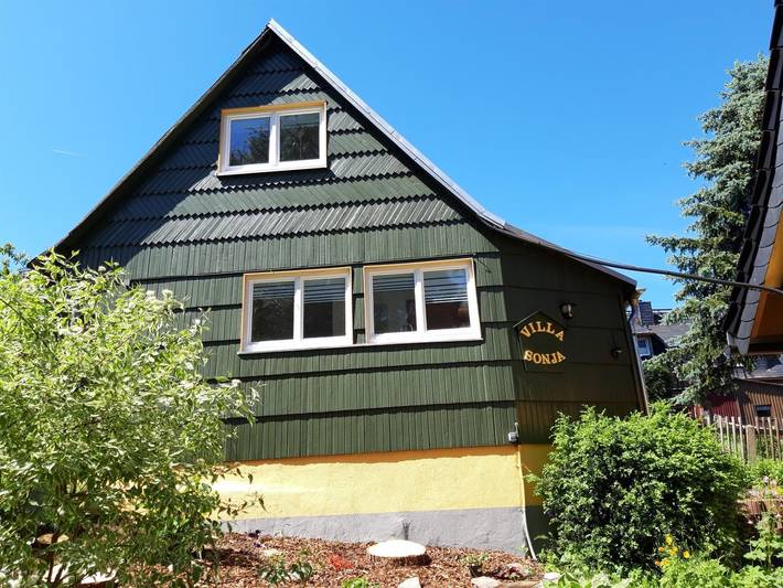 Ferienhaus für 2 Personen, mit Terrasse und Garten in Altenberg