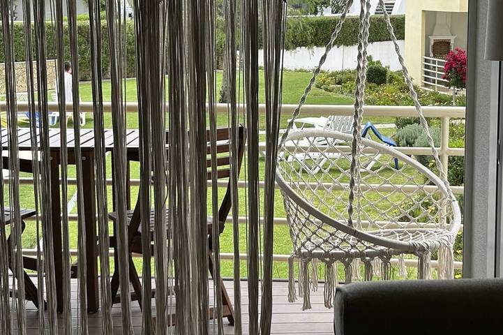 Appartement de vacances pour 6 personnes, avec piscine ainsi que balcon et jardin