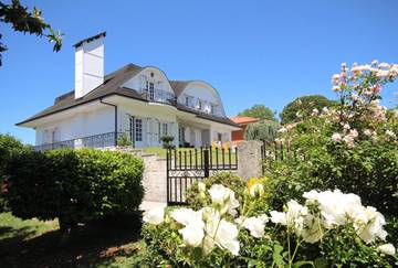 Bed and breakfast para 2 pessoas, com piscina infantil e jardim e ainda piscina and vista no Gerês