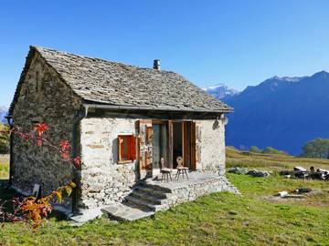 Ferienhaus für 4 Personen, mit Garten und Terrasse im Tessin