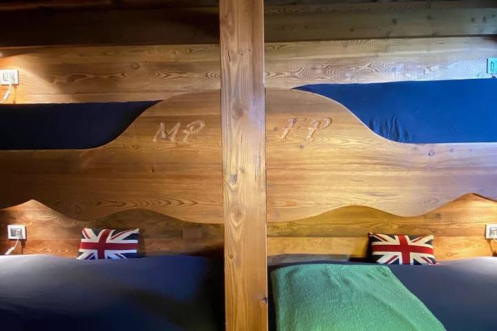 Appartamento intero, Chalet Clotes per amanti dello sci e della natura in Sauze d'Oulx, Via Lattea