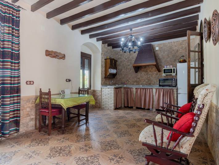 Rural house Santa Fé with private swimming pool in Montilla, Córdoba Province