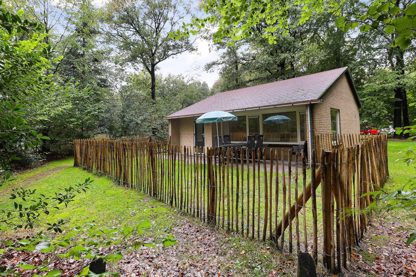 Landal Rabbit Hill — 6-persoons hondenbungalow in Uddel, Veluwe
