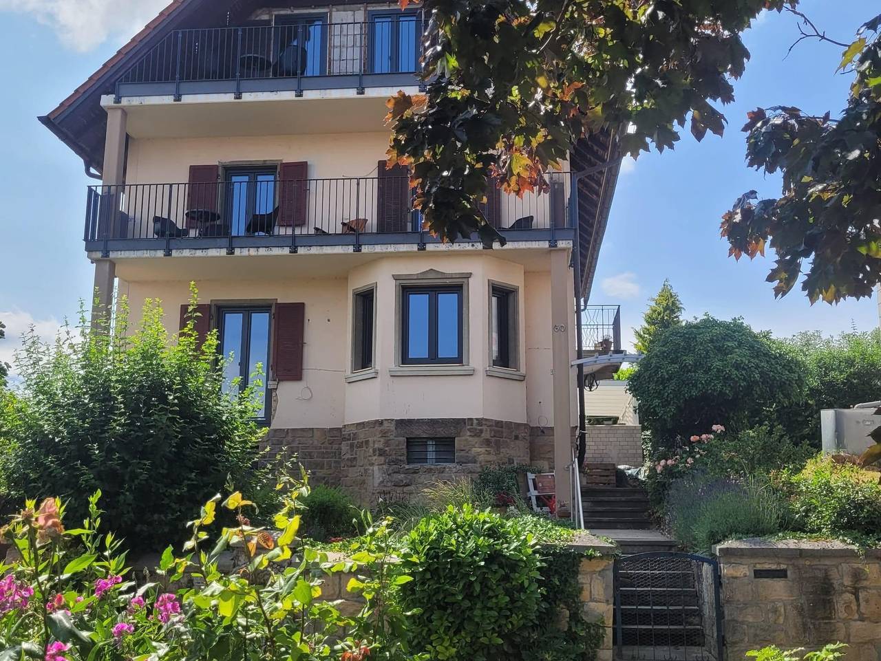 Ganze Ferienwohnung, Vinesinn - Appartement/Fewo, Dusche, Wc, 1 Schlafraum in Maikammer, Südliche Weinstraße