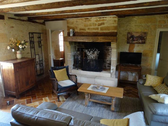 Location de vacances pour 8 personnes, avec vue et jardin, animaux acceptés à Sainte-Nathalène - 4