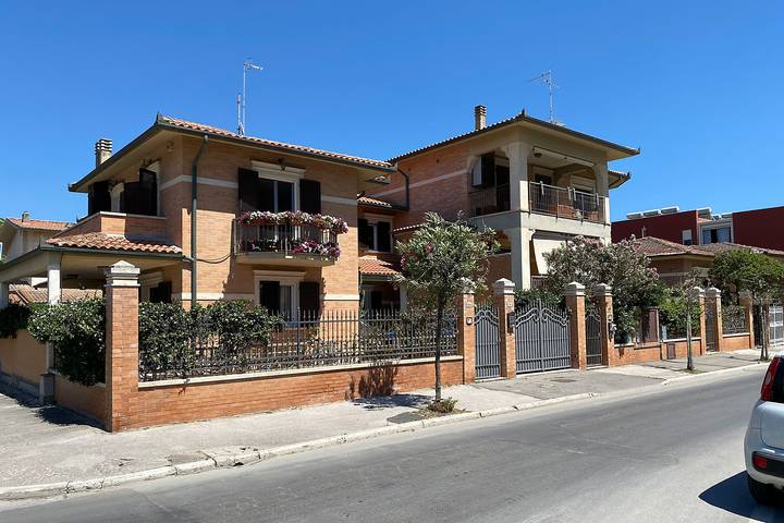 Villa for 6 personer, med Terrasse og Hage i Grosseto
