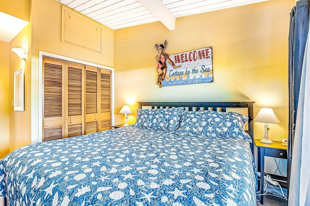 Ganze Wohnung, Oceanfront condo - walk to beach & Gearhart Golf Links in Gearhart, Clatsop County