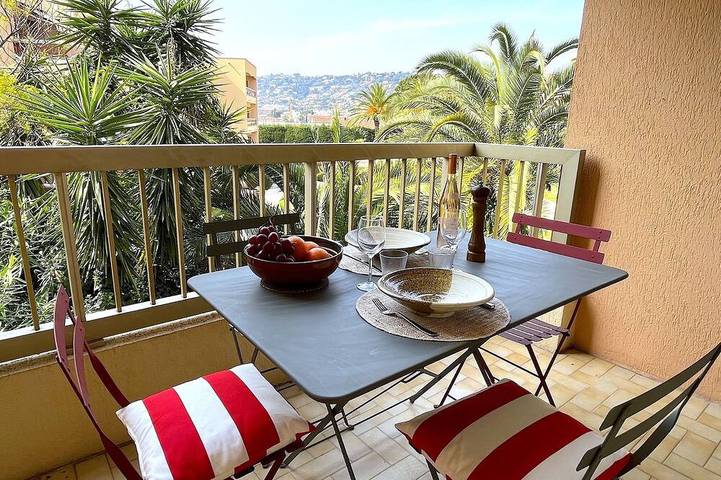 Holiday apartment for 2 people, with garden and pool as well as terrace - 1