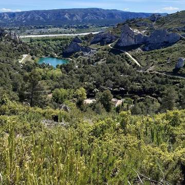 Gîte pour 6 personnes, avec terrasse ainsi que piscine et vue, animaux acceptés à Orgone