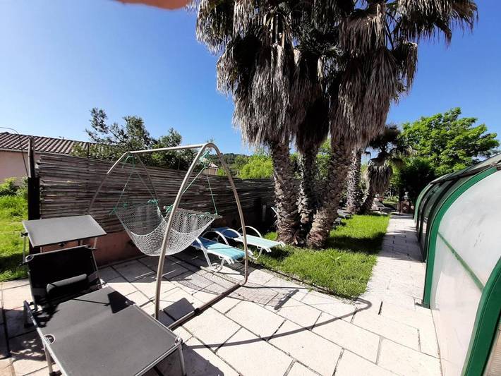 Location de vacances pour 6 personnes, avec jardin et piscine à Cébazan - 2