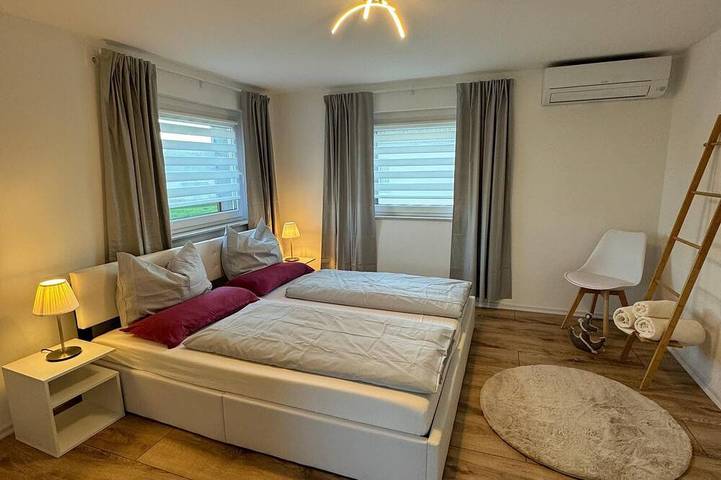Neu 
Ferienhaus am Sonnenlandpark in Lichtenau /Sachsen 
Komplett neu  ! in Lichtenau, Chemnitz und Umgebung