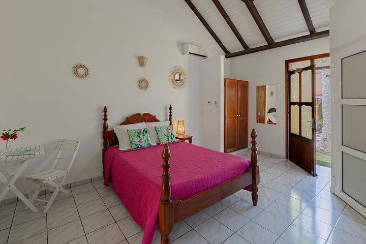Cottage pour 4 personnes, avec vue ainsi que jardin et piscine