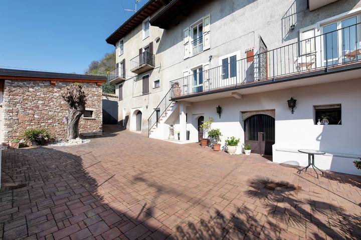Casa vacanza per 2 persone, con Giardino e Vista lago in Lombardia