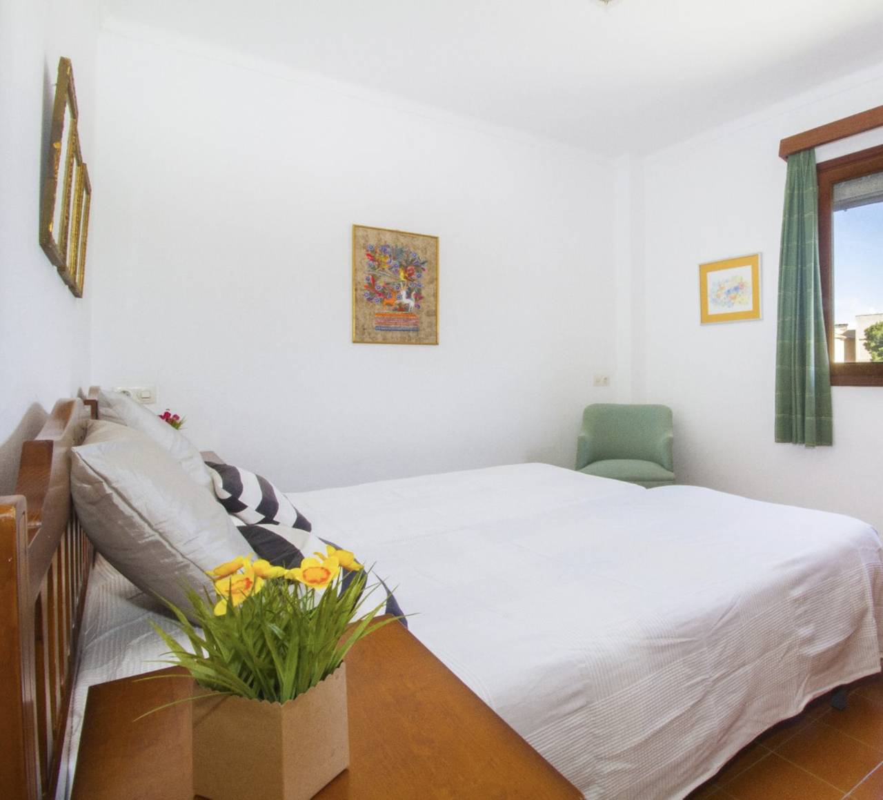 Entire apartment, Apartment Ponent with Mountain View, Balcony & Wi-Fi in Cala Ratjada, Capdepera