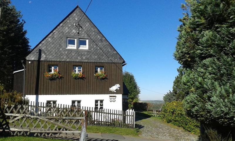 Ferienhaus für 10 Personen, mit Terrasse und Garten sowie Ausblick in Rechenberg-Bienenmühle