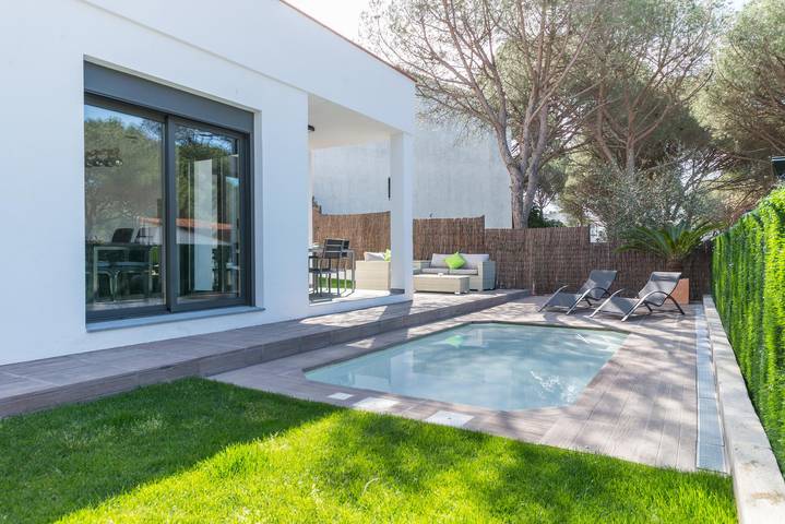 Casa rural para 6 personas, con jardín y terraza en La Escala - 2