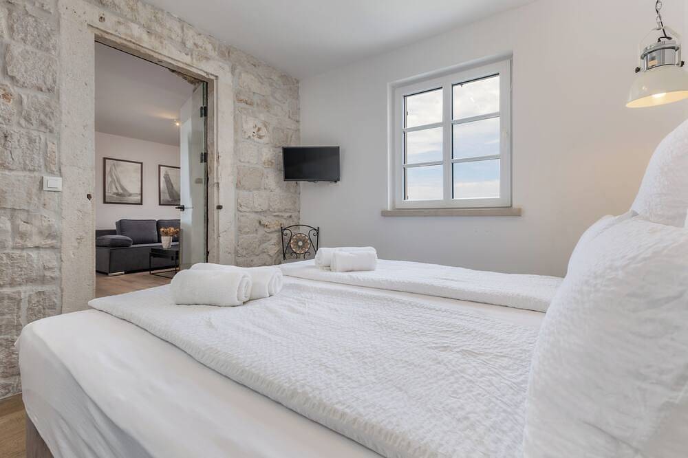 Casa Columba - 4 Star Design Boutique Hotel - Vasco de Gama Luxury Apartment in Makarska, Makarska Riviera