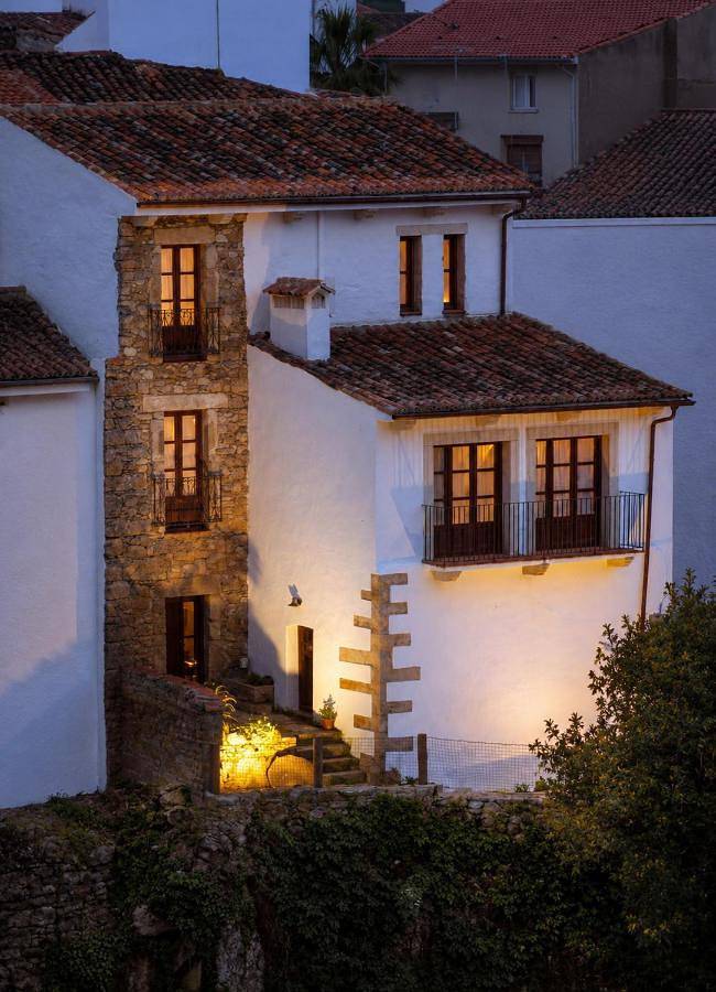 Casa rural para 8 personas, con Balcón y Terraza además de Jardín y Vistas en Montánchez