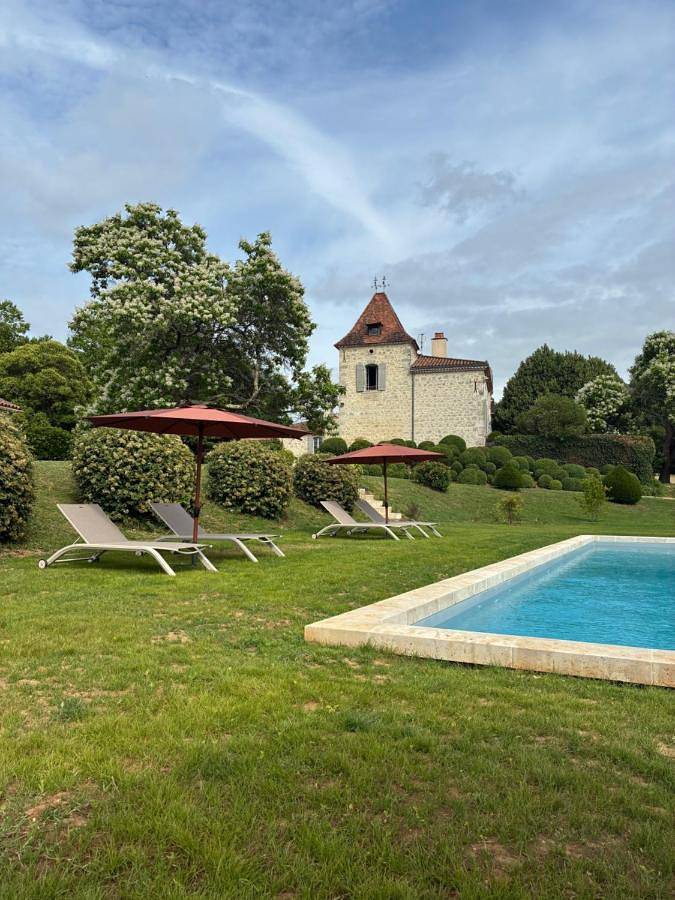 Maison d’hôte pour 2 personnes, avec Terrasse et Jardin ainsi que Piscine et Vue à Villeneuve-sur-Lot - 2
