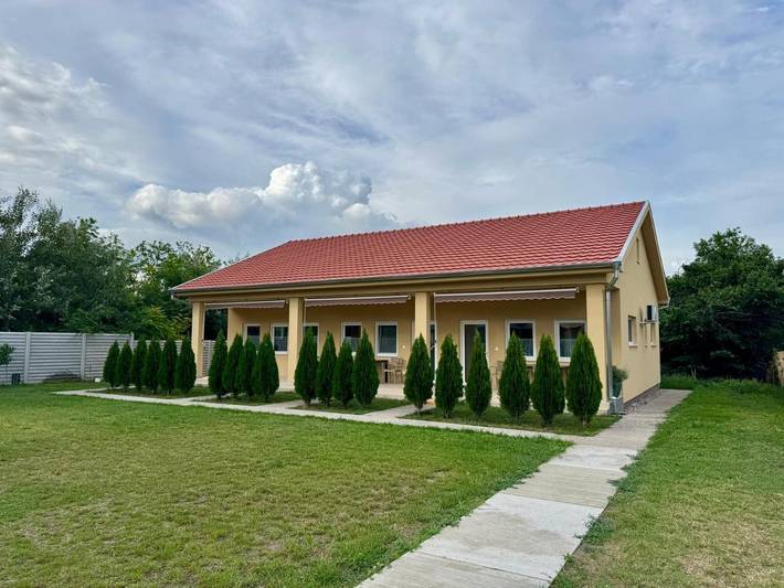 Maison d’hôte pour 5 personnes, avec jardin et vue dans Палић