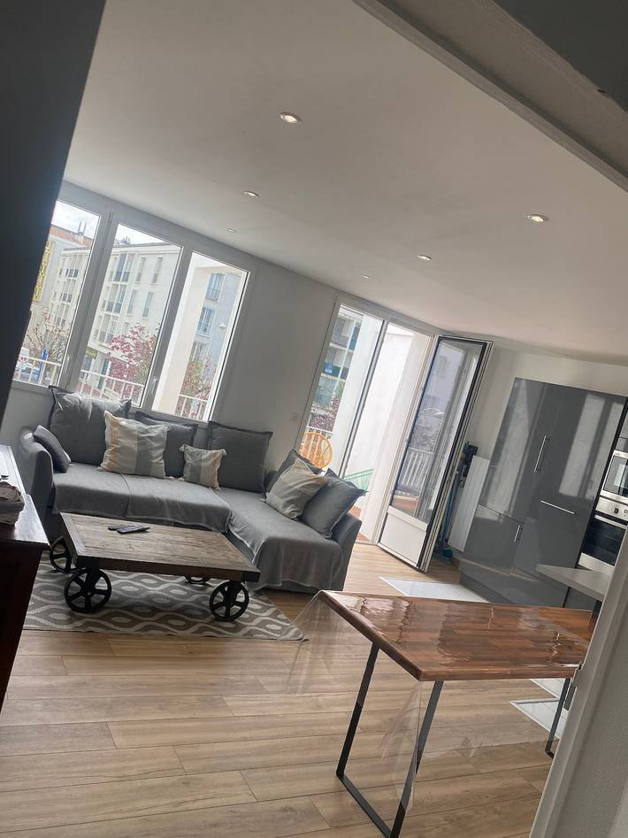 Location de vacances pour 7 personnes, avec Balcon à Royan