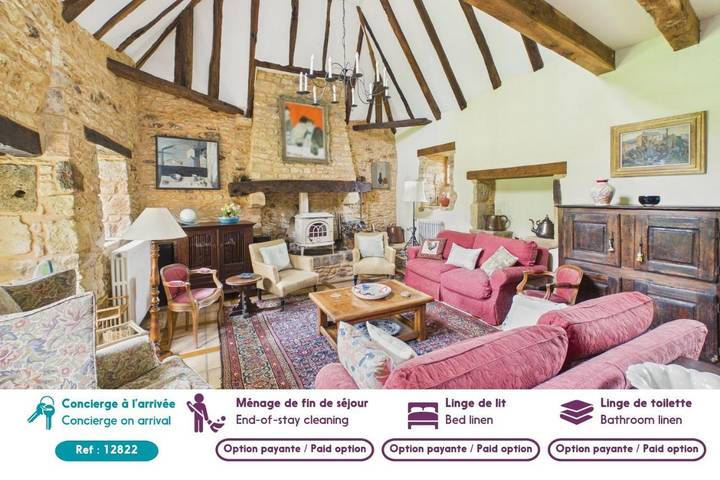 Location de vacances pour 8 personnes, avec vue et terrasse ainsi que jardin et piscine à Urval - 2