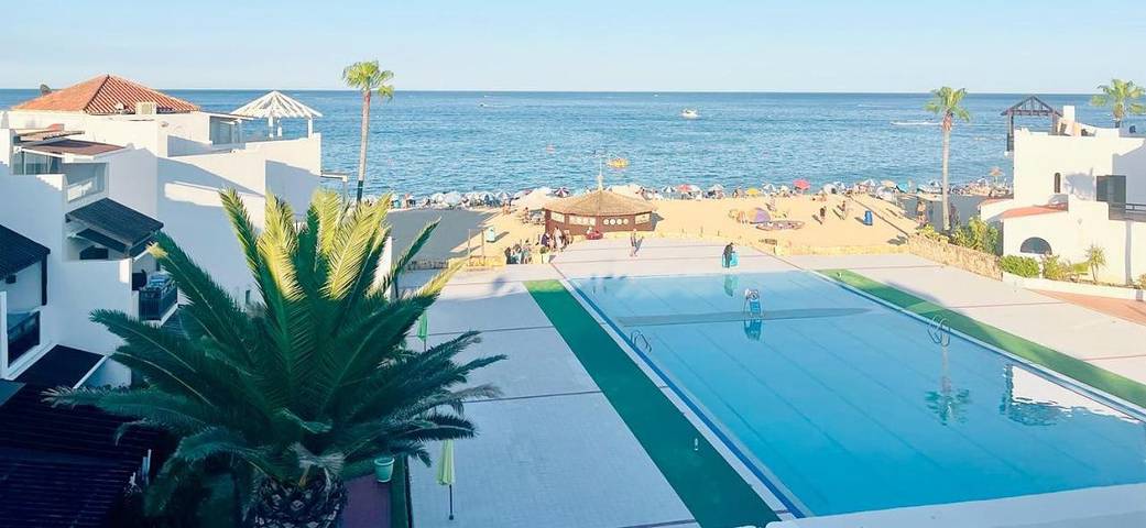 Apartamento de vacaciones para 6 personas, con jardín además de piscina y vistas - 1