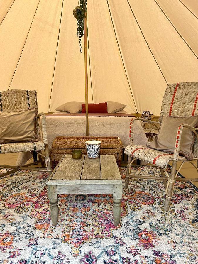 Chambre au jardin Tente de charme in Éguzon-Chantôme, Région de La Châtre