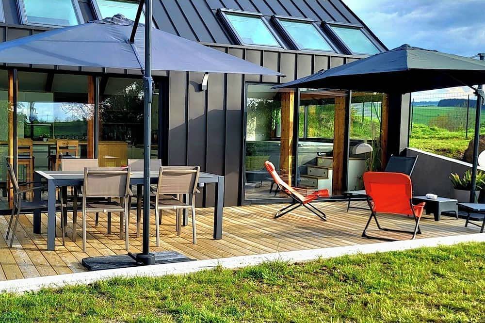 Relaxation between lakes and mountains Joali 4 * Gîte in Saulzet-le-Froid, Regionaler Naturpark Volcans d'Auvergne