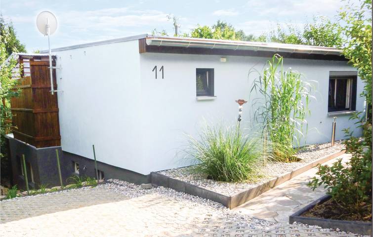 Ferienhaus für 2 Personen, mit Terrasse und Garten