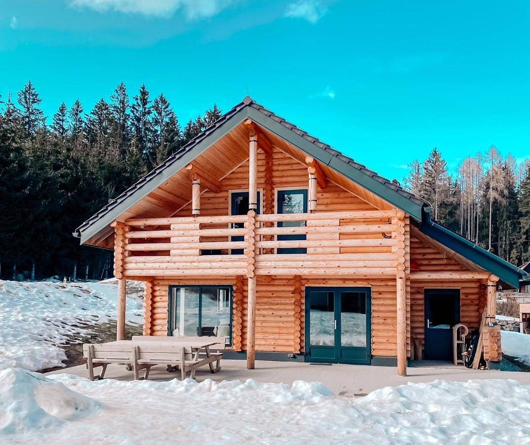 Pur Natur! Wandern und Skifahren - Trahütti Premium Lodges in Deutschlandsberg, Steirerland