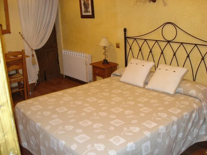 Casa rural para 2 personas, con balcón - 1