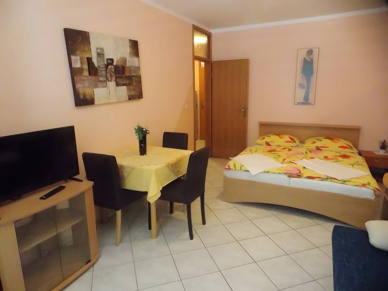 Ganze Wohnung, Apartment 'Vivien A4 Top Floor' mit Wlan und Klimaanlage in Kustići, Pag