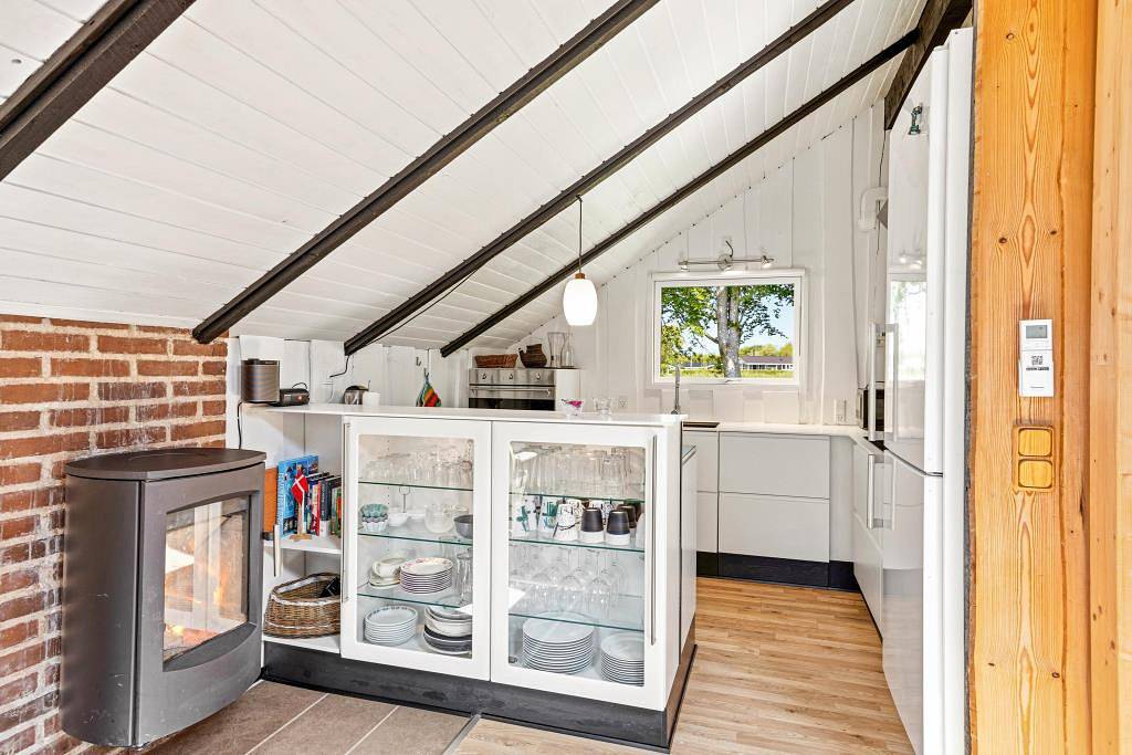 Familienfreundliches Ferienhaus mit Kamin in Bork Havn in Bork Havn, Ringkøbing Fjord