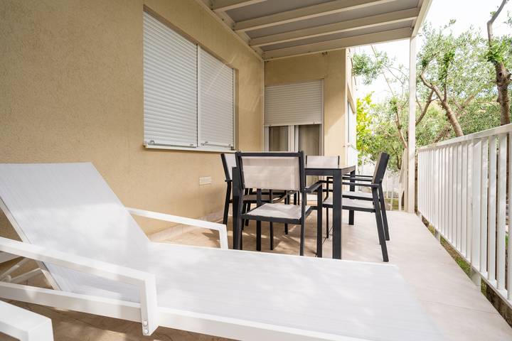 Ganze Wohnung, Sunadria Apartments A1- two bedroom in Strand Kožino, Zadar (Kommun)