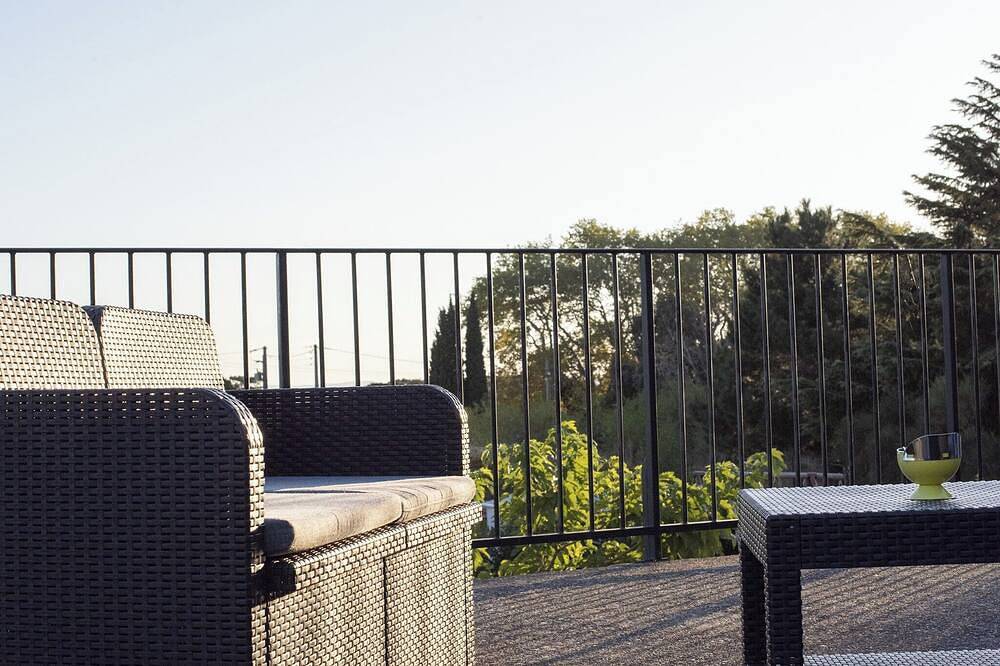 Ganze Wohnung, Gite du Haut, Clim Réversible, au Calme, Terrasse, au Calme in Montélimar, Nyons und Umgebung