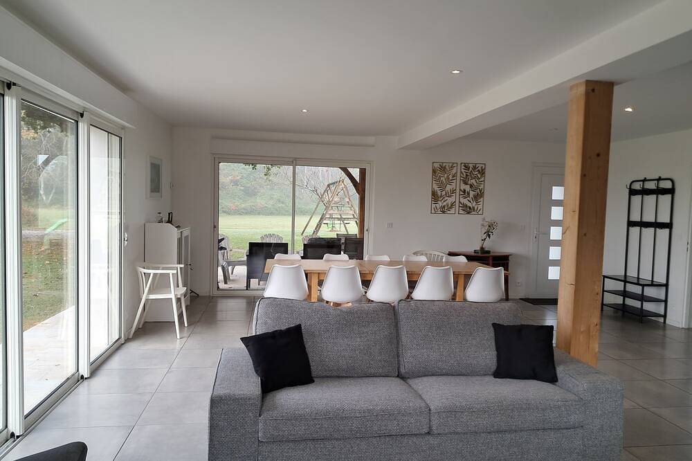 La grange Cabirol- Grande maison rénovée à 10 mn de l'océan avec piscine in Orx, Côte d’Argent