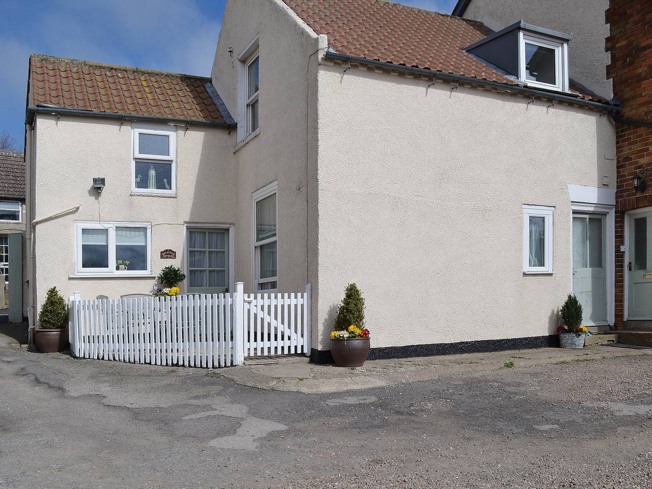 Holiday Rental for 4 People in Bempton, East Riding of Yorkshire