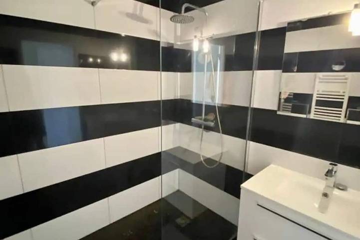 Appartement entier, Appartement luxueux à 10 min des Champs-Elysées in Neuilly-sur-Seine, Hauts-de-Seine