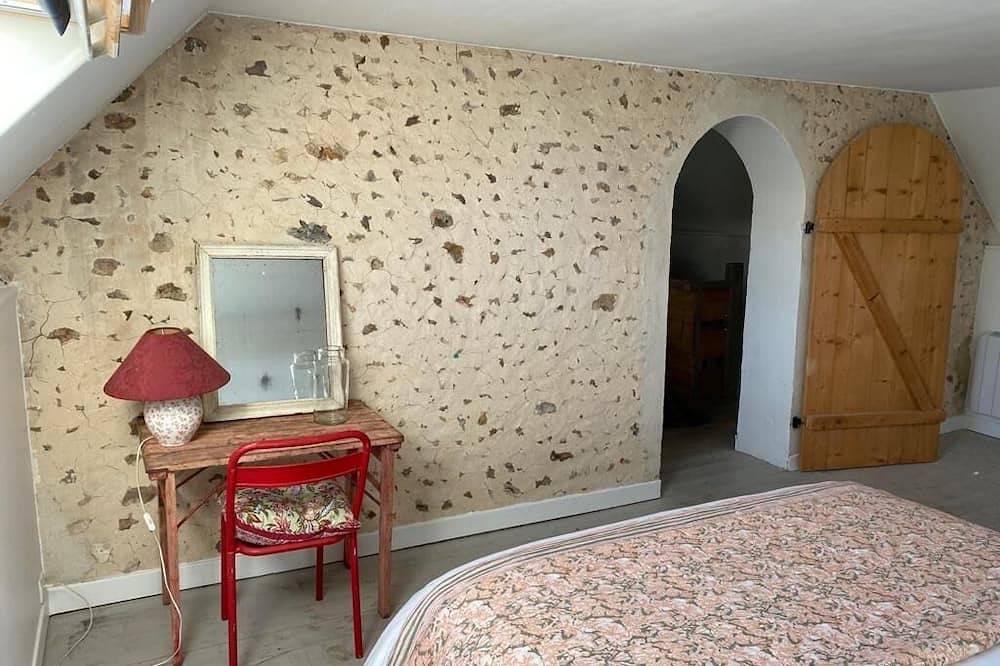 Charmante Maison de Campagne à L'orée du Perche in Boissy-lès-Perche, Région de Dreux
