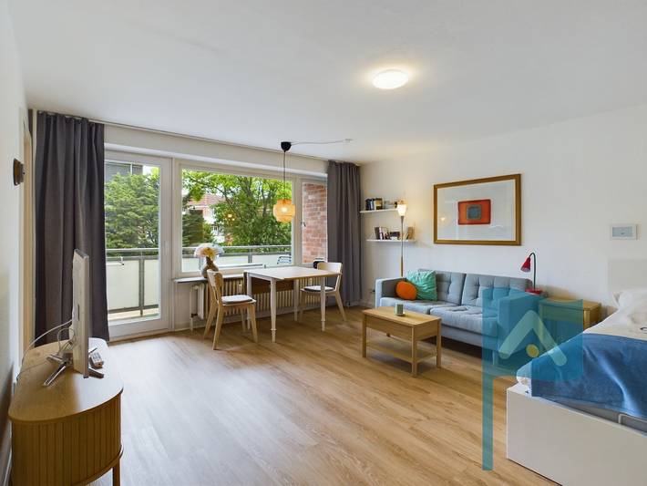 Ganze Wohnung, In 2. Reihe zum Strand- das Meer können Sie vom Balkon aus schon sehen! in Wyk auf Föhr (Stadt), Wyk auf Föhr