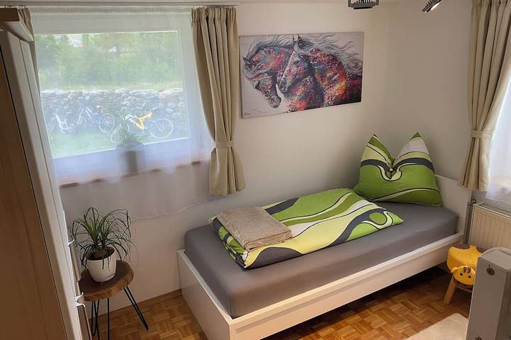 Ganze Wohnung, Ferienwohnung mit eigenem Garten und kleinem Weiher am Fuße des Großglockner! in Hohe Tauern, Großkirchheim