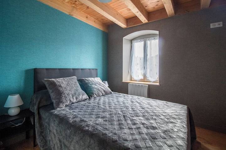 Location de vacances pour 4 personnes, avec jardin à Job - 2