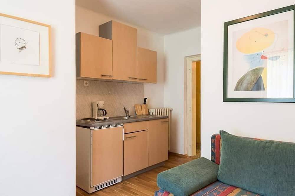 Ganze Wohnung, Ferienwohnung W 10 / 1 Schlafraum / Dusche/Wc - Ferienhaus Hotel Post in Hohe Tauern, Großkirchheim