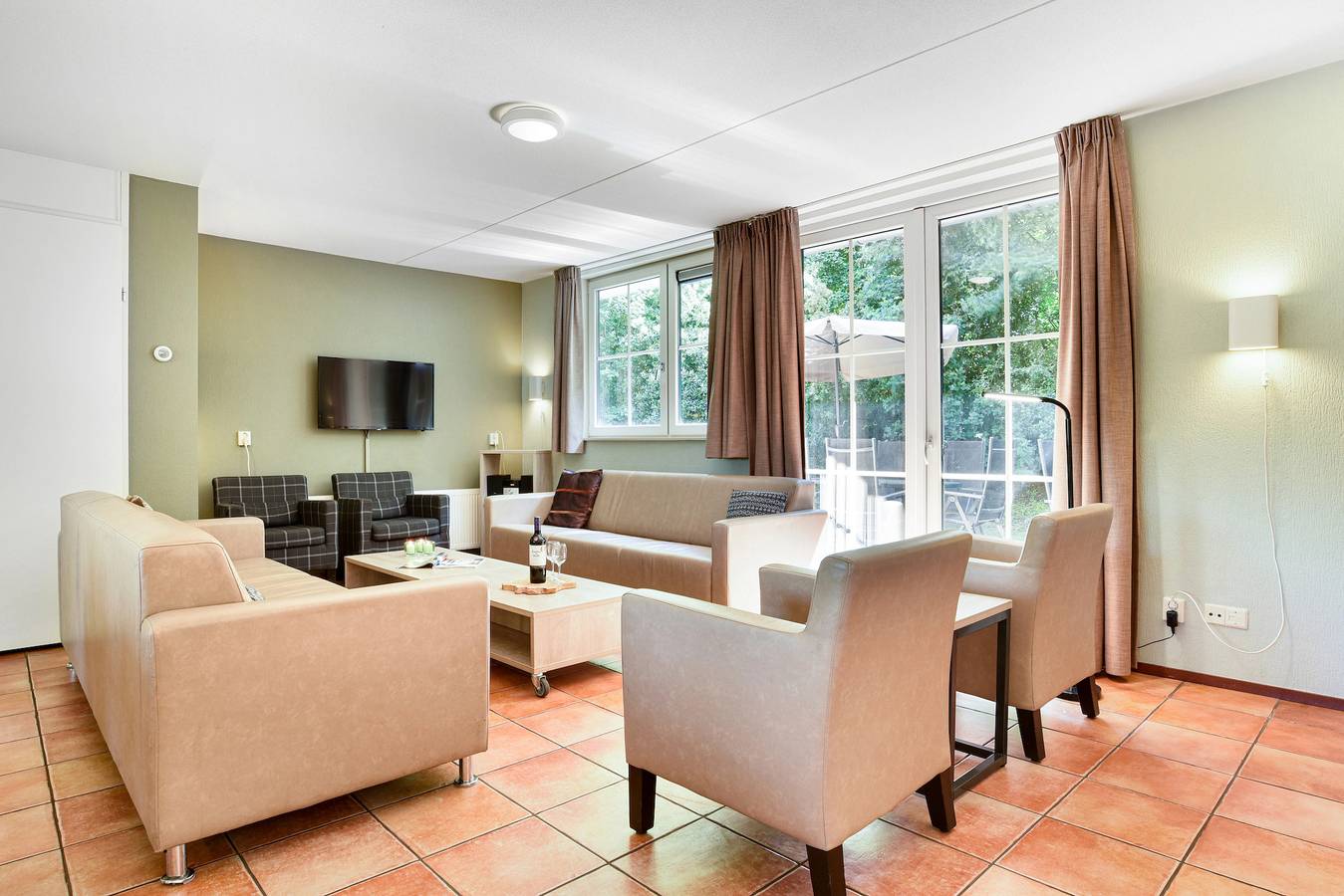 Bungalow für 24 Personen mit Terrasse in Sallandse Heuvelrug