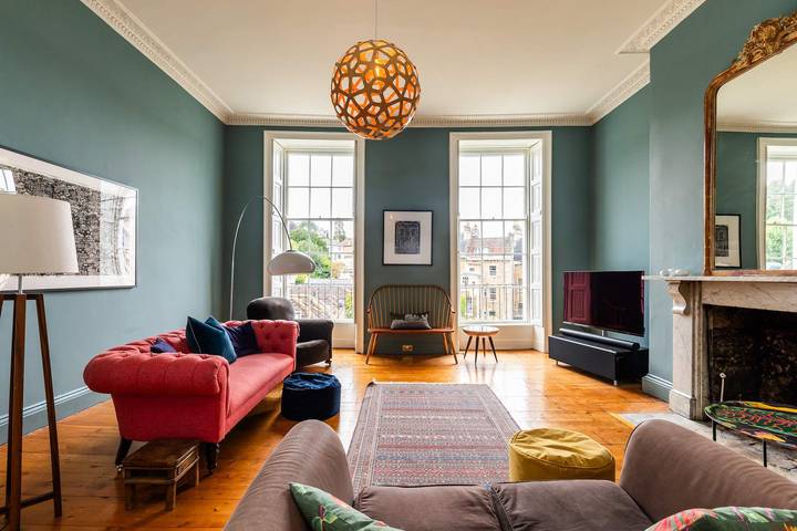 Holiday home for 12 people, with Garden in Bath